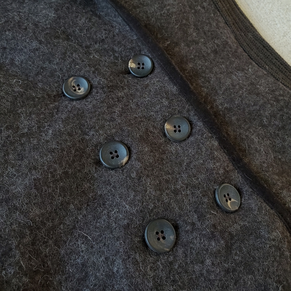Hugo Boss jacket - Picture 6 of 11